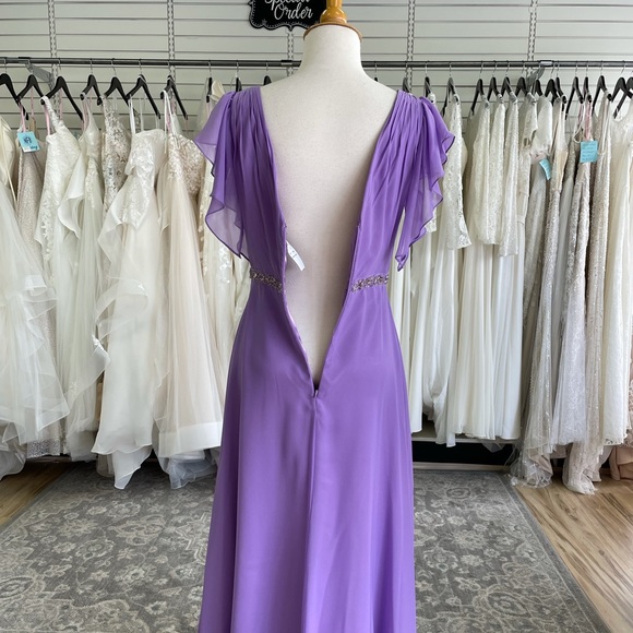 Flutter Sleeve Violet Dress - Picture 4 of 6